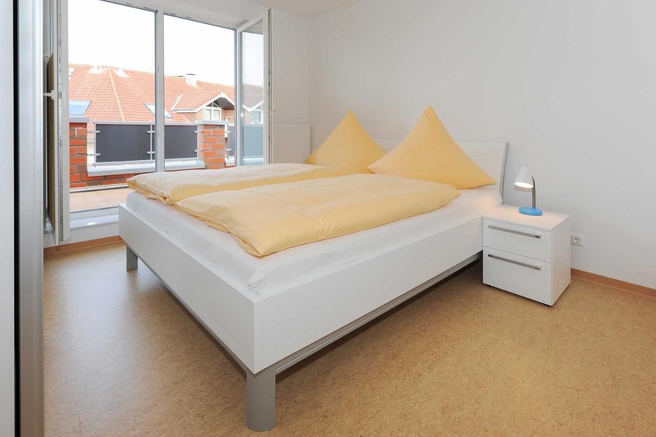 Haus Leuchtturm Apartment Bensersiel Exterior photo
